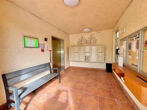 7006 Huntington Lane Delray Beach FL 33446