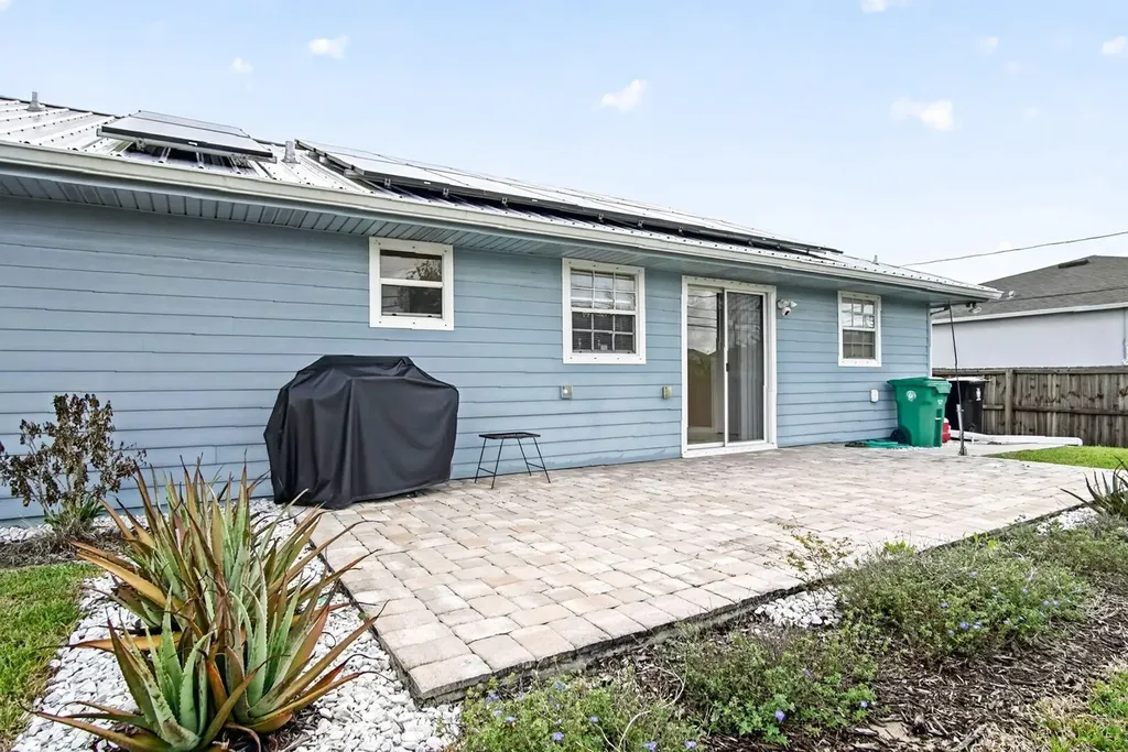 1146 SW Del Rio Boulevard Port St Lucie FL 34953