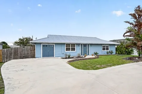 1146 SW Del Rio Boulevard Port St Lucie FL 34953