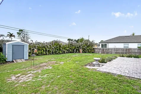 1146 SW Del Rio Boulevard Port St Lucie FL 34953