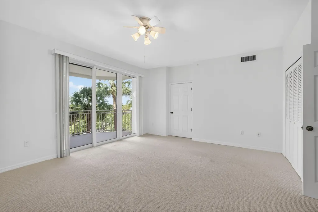 1660 S Highway A1a (plus Deeded Sep. Guest Quarters) Jupiter FL 33477