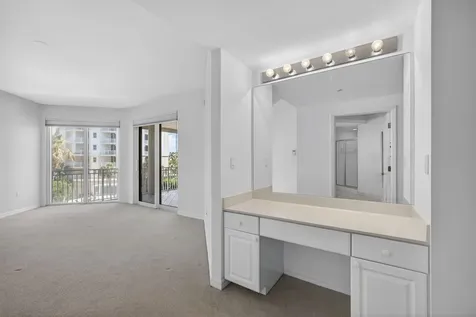 1660 S Highway A1a (plus Deeded Sep. Guest Quarters) Jupiter FL 33477