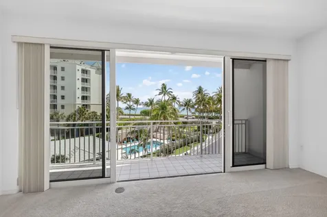1660 S Highway A1a (plus Deeded Sep. Guest Quarters) Jupiter FL 33477