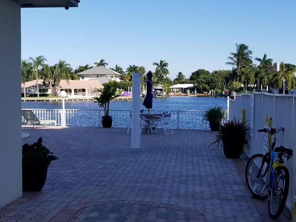 638 Snug Harbor Drive Boynton Beach FL 33435