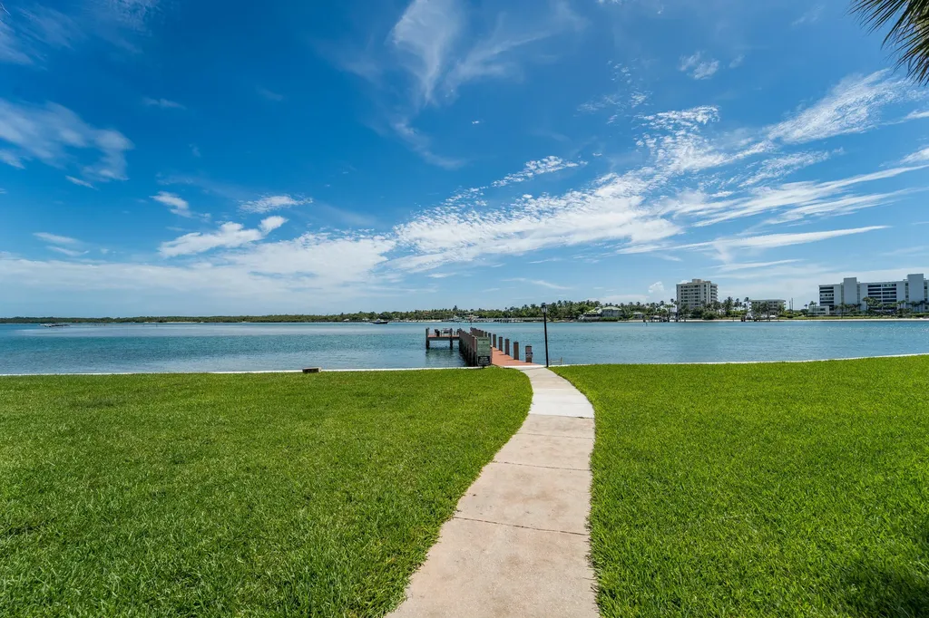 100 Intracoastal Place Jupiter FL 33469