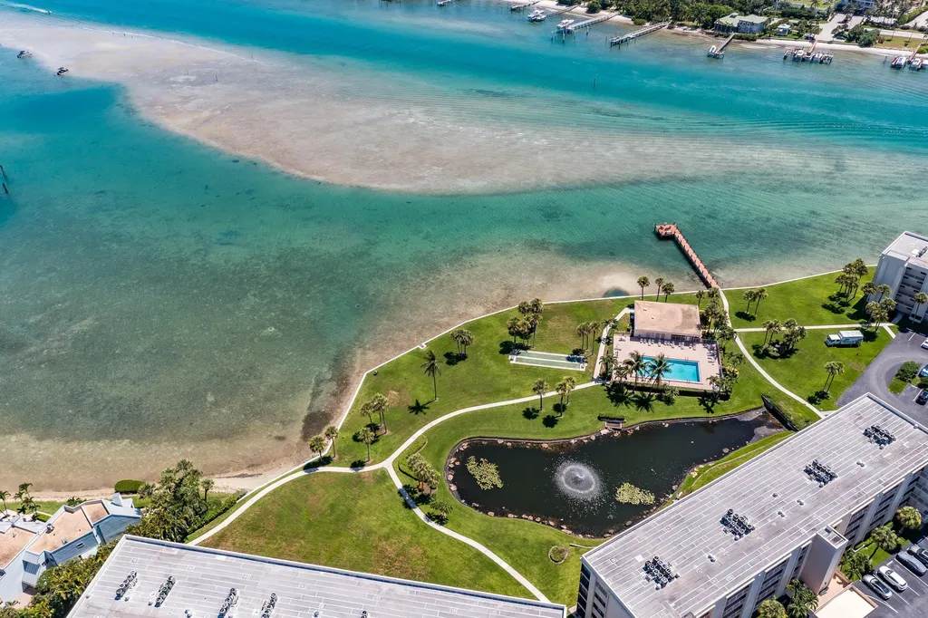100 Intracoastal Place Jupiter FL 33469