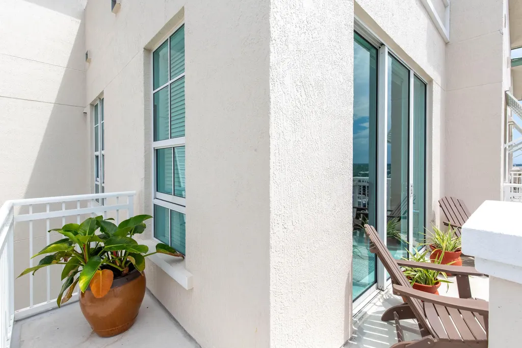 350 N Federal Highway Boynton Beach FL 33435