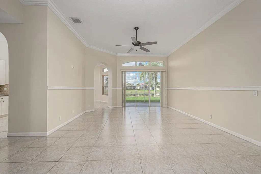 137 NW Magnolia Lakes Boulevard Port St Lucie FL 34986