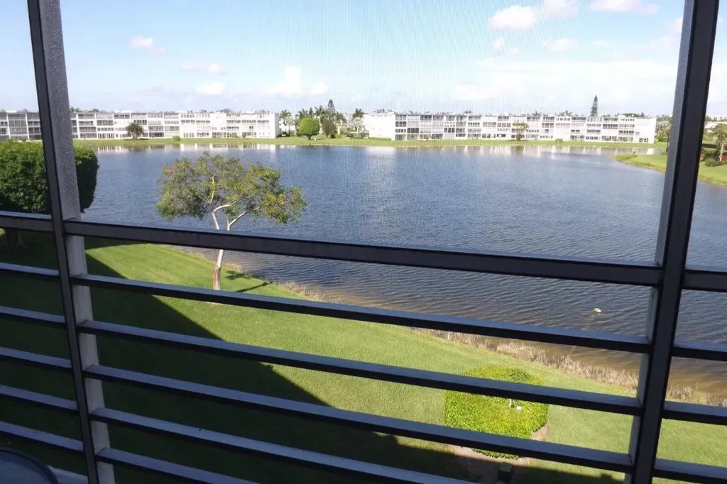 4014 Cornwall A Boca Raton FL 33434