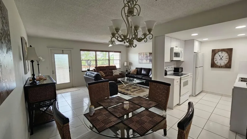 4014 Cornwall A Boca Raton FL 33434