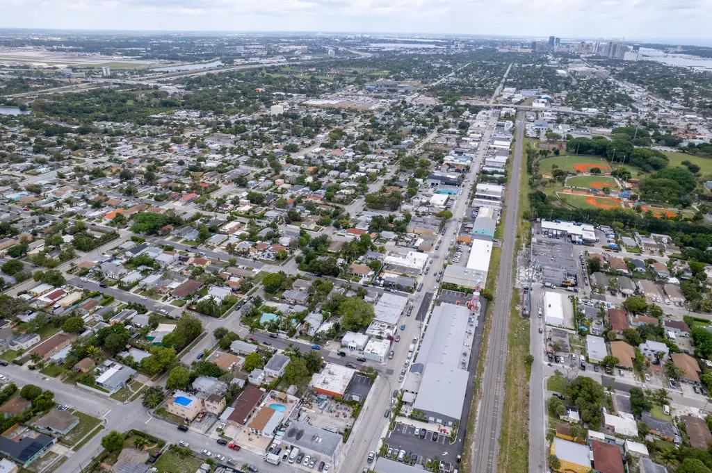 625 Selkirk Street West Palm Beach FL 33405