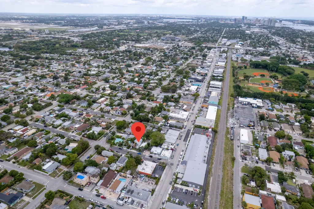 625 Selkirk Street West Palm Beach FL 33405