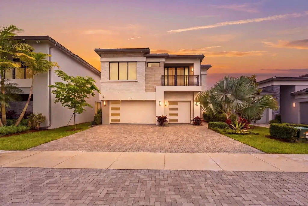 8568 Crystal Downs Avenue Boca Raton FL 33434