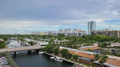2500 Parkview Drive Hallandale Beach FL 33009