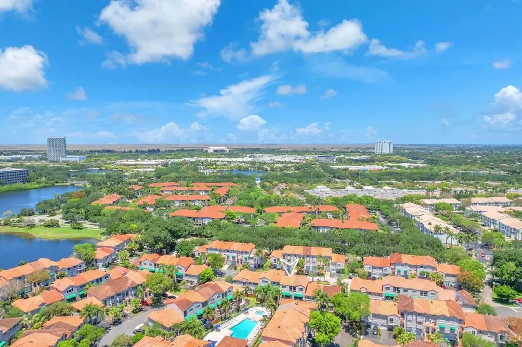 12666 NW 14th Place Sunrise FL 33323