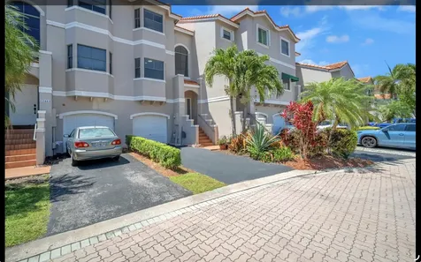 12666 NW 14th Place Sunrise FL 33323