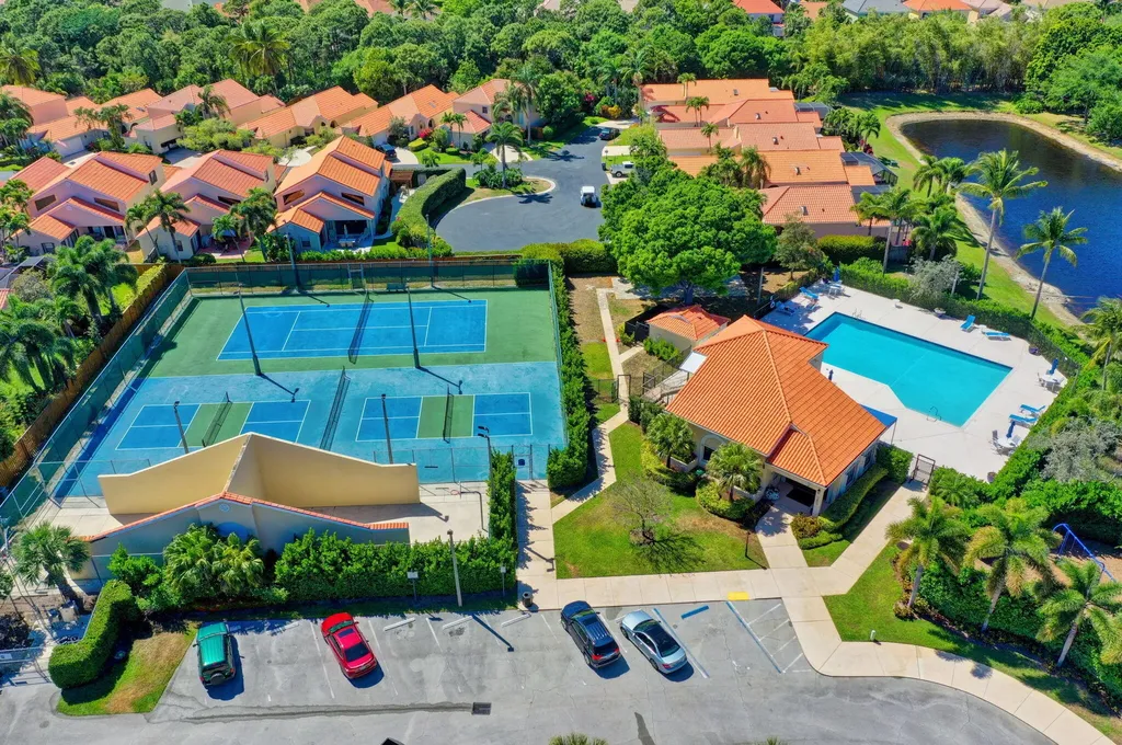 13230 Saint Tropez Circle Palm Beach Gardens FL 33410