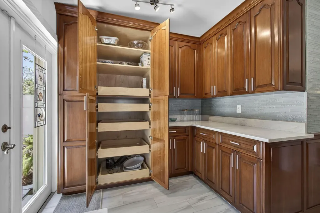 13230 Saint Tropez Circle Palm Beach Gardens FL 33410