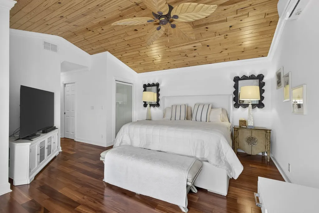 13230 Saint Tropez Circle Palm Beach Gardens FL 33410