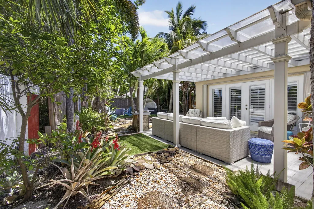 13230 Saint Tropez Circle Palm Beach Gardens FL 33410