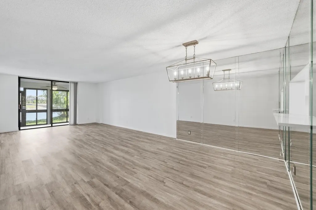 4725 E Lucerne Lakes Boulevard Boulevard E Lake Worth FL 33467
