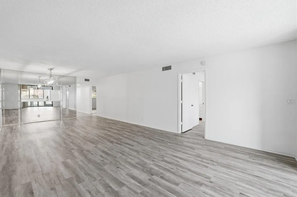 4725 E Lucerne Lakes Boulevard Boulevard E Lake Worth FL 33467