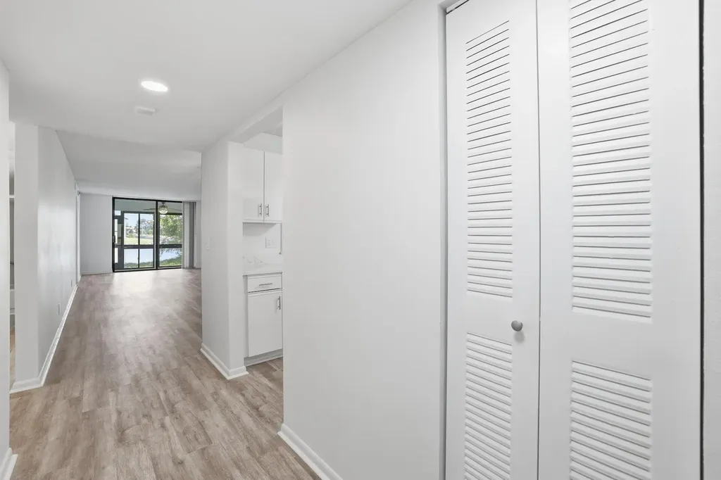 4725 E Lucerne Lakes Boulevard Boulevard E Lake Worth FL 33467
