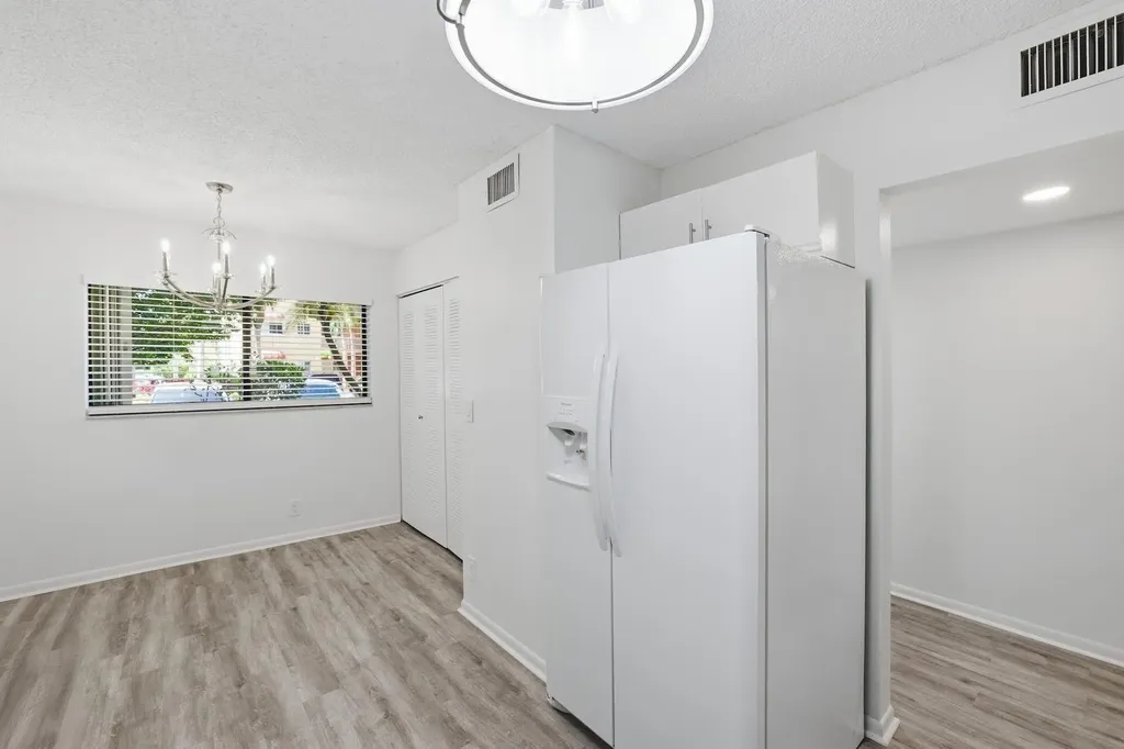 4725 E Lucerne Lakes Boulevard Boulevard E Lake Worth FL 33467