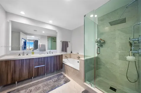 488 NE 18th Street Miami FL 33132