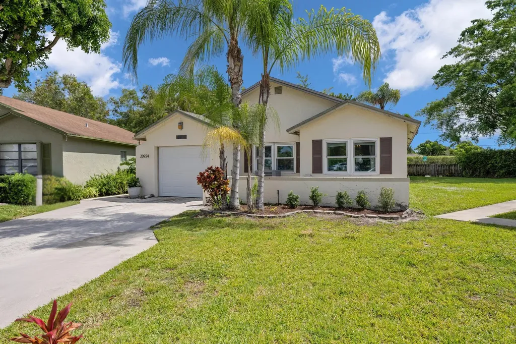 20924 N Springs Terrace Boca Raton FL 33428