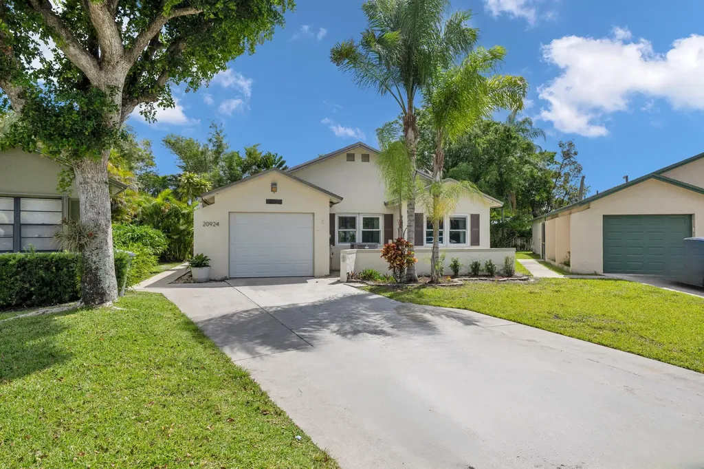 20924 N Springs Terrace Boca Raton FL 33428