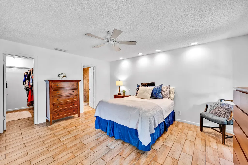 20924 N Springs Terrace Boca Raton FL 33428