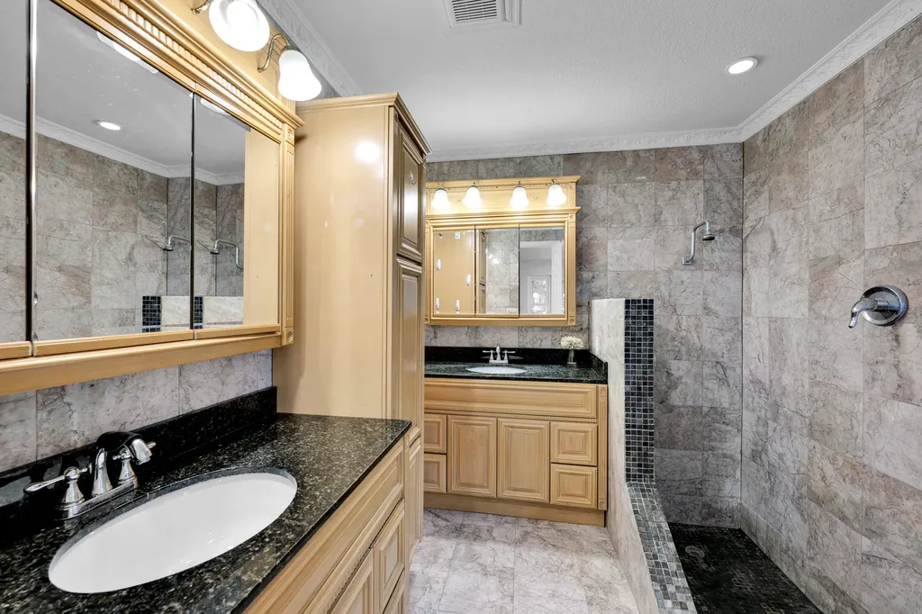 20924 N Springs Terrace Boca Raton FL 33428