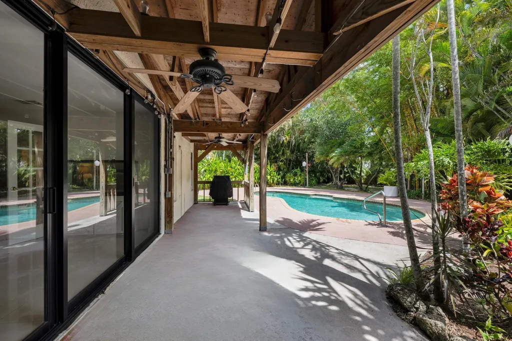 20924 N Springs Terrace Boca Raton FL 33428