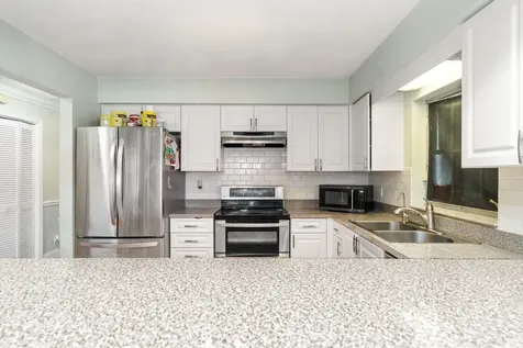 1452 SW 26th Avenue SW Boynton Beach FL 33426