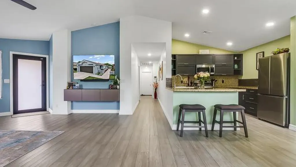 3761 NW 21 Street Coconut Creek FL 33066