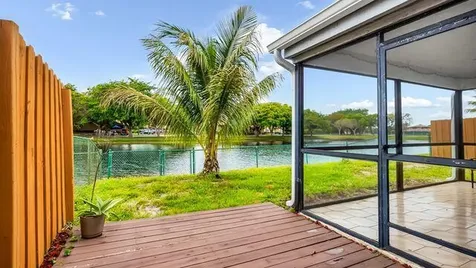 3761 NW 21 Street Coconut Creek FL 33066