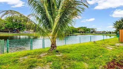 3761 NW 21 Street Coconut Creek FL 33066