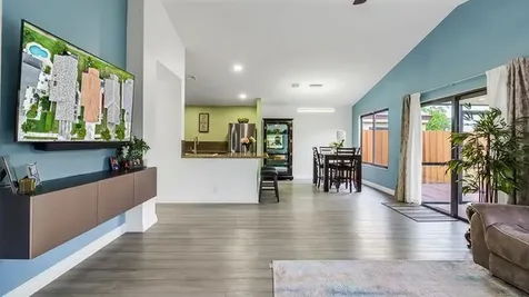 3761 NW 21 Street Coconut Creek FL 33066