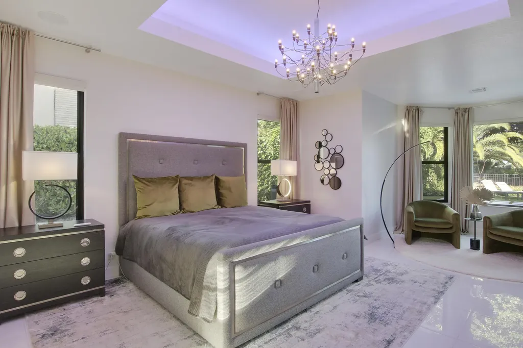 10720 Ave Of The Pga Palm Beach Gardens FL 33418