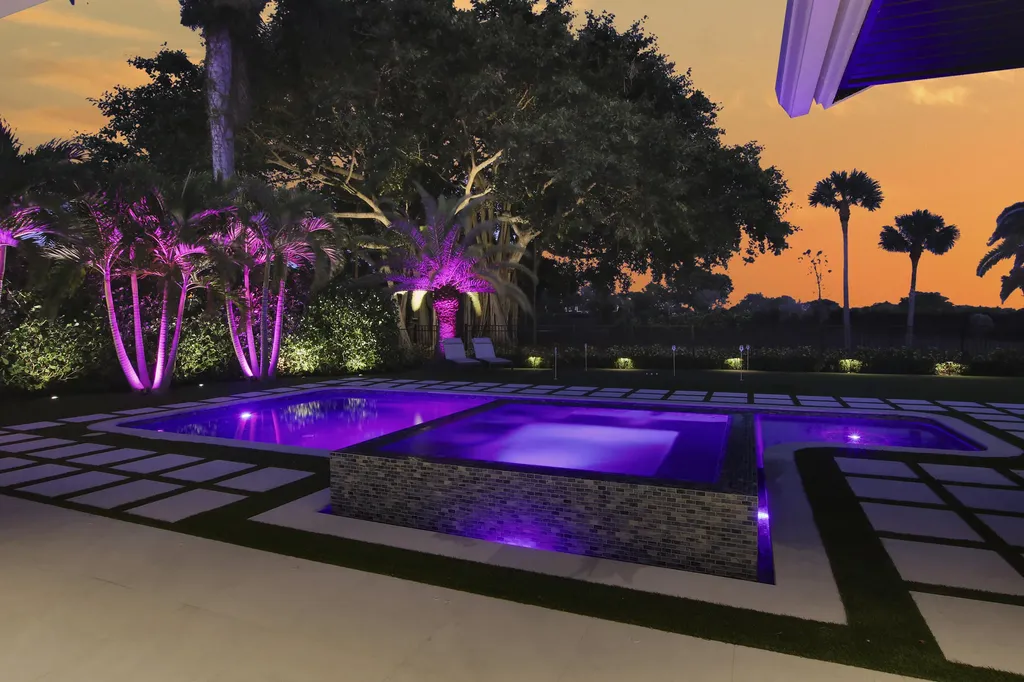 10720 Ave Of The Pga Palm Beach Gardens FL 33418