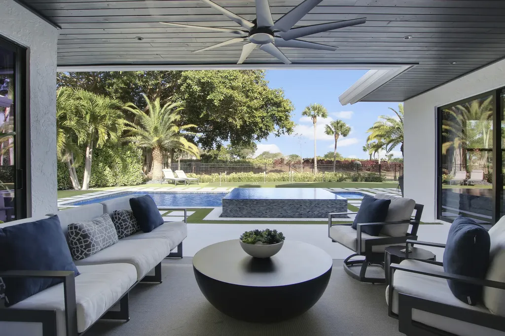 10720 Ave Of The Pga Palm Beach Gardens FL 33418
