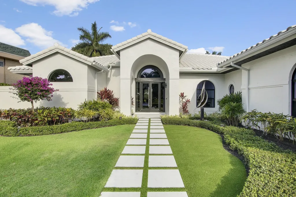 10720 Ave Of The Pga Palm Beach Gardens FL 33418