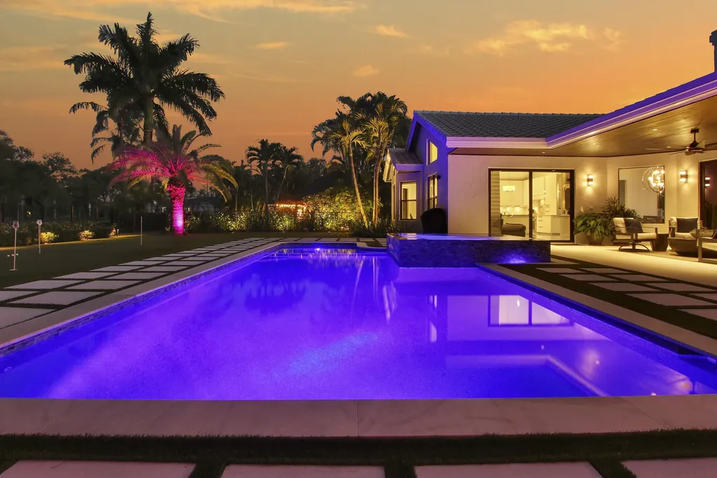 10720 Ave Of The Pga Palm Beach Gardens FL 33418