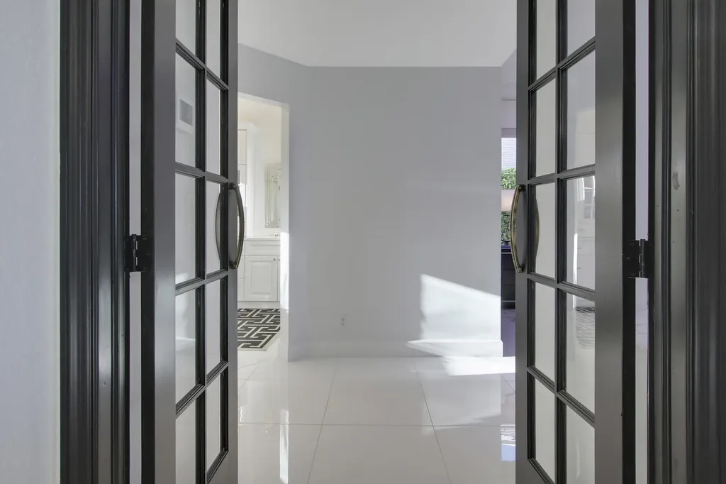 10720 Ave Of The Pga Palm Beach Gardens FL 33418