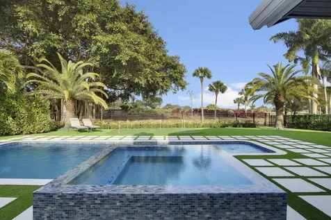 10720 Ave Of The Pga Palm Beach Gardens FL 33418