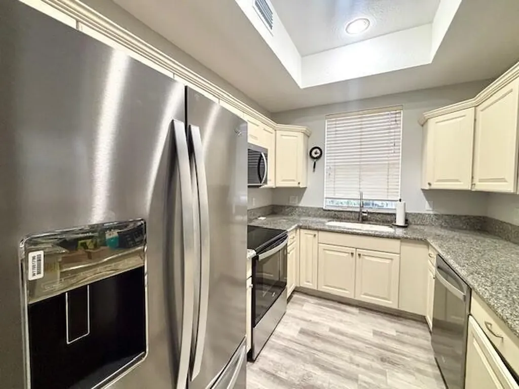 10520 SW Stephanie Way Port St Lucie FL 34987