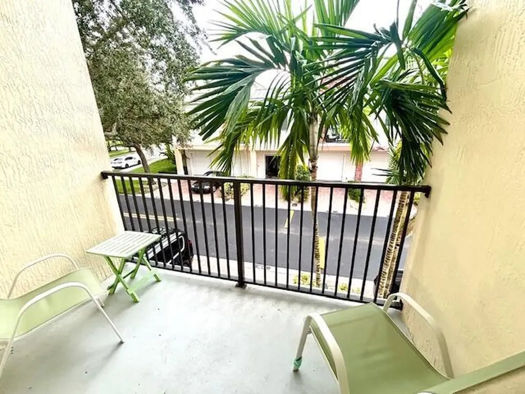 10520 SW Stephanie Way Port St Lucie FL 34987