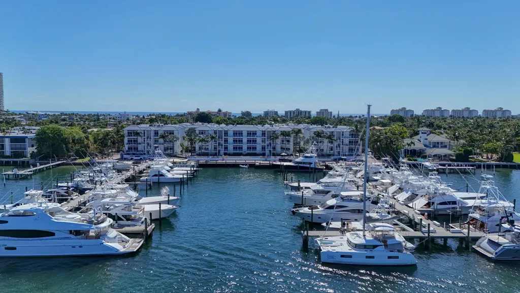 182 Lake Drive Palm Beach Shores FL 33404