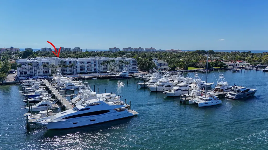 182 Lake Drive Palm Beach Shores FL 33404
